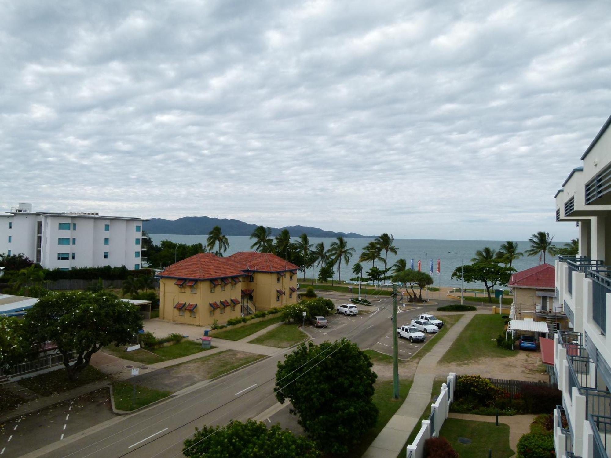 Madison Ocean Breeze Apartments Townsville Exterior foto